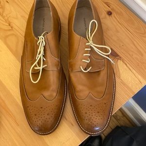 Saddle Banana Republic Wingtips